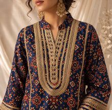 Load image into Gallery viewer, Patola Ikat Choga Set- Blue