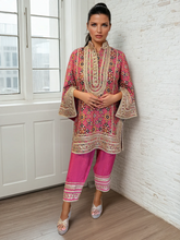 Load image into Gallery viewer, Patola Ikat Choga Set- Pink