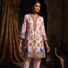 Load image into Gallery viewer, Maya Pichwai Kurta Set — Blossom Pink