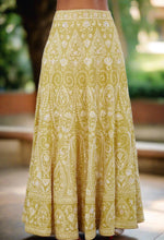 Load image into Gallery viewer, Parsi Gara Yellow lehenga with Tie-Shirt

