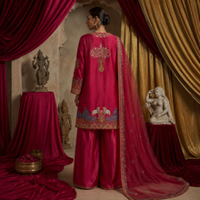 Load image into Gallery viewer, Leher Pichwai Kurta Set — Rani Pink
